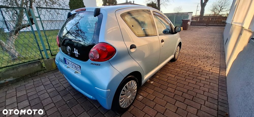 Toyota Aygo 1.0 VVT-i Terra - 3