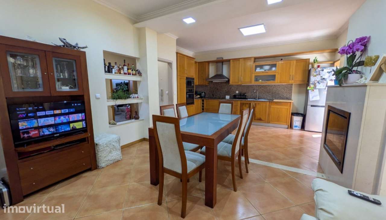 Venda de moradia V3 c/ excelentes áreas, Barroselas, Viana do Castelo - Grande imagem: 2/23
