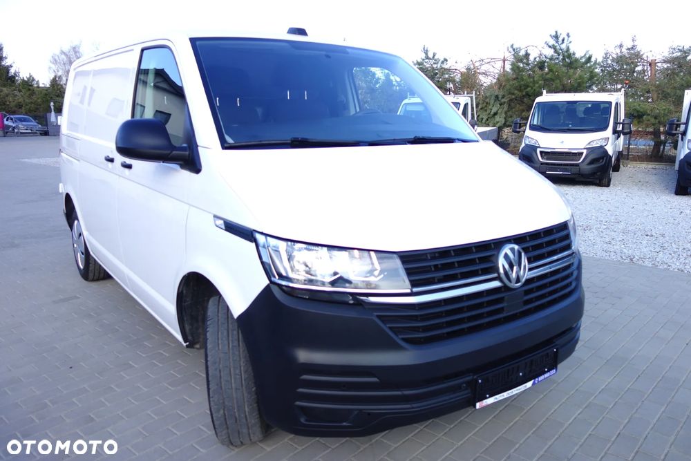 Volkswagen Transporter  T6 Automat 2.0 TDI 150 KM  L1H1 Klima Webasto - 13