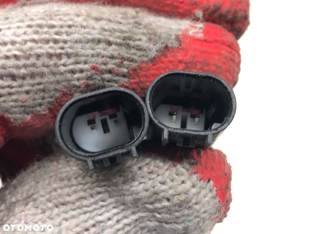 SPRYSKIWACZ SZYBY KOMPLET  BMW 3 kabriolet (E93) 2006 - 2013 330 d 170 kW [231 KM] olej napędowy - 5