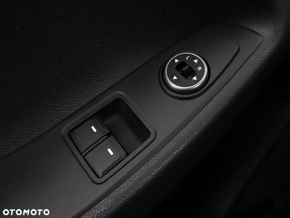 Hyundai i20 1.2 Passion - 30