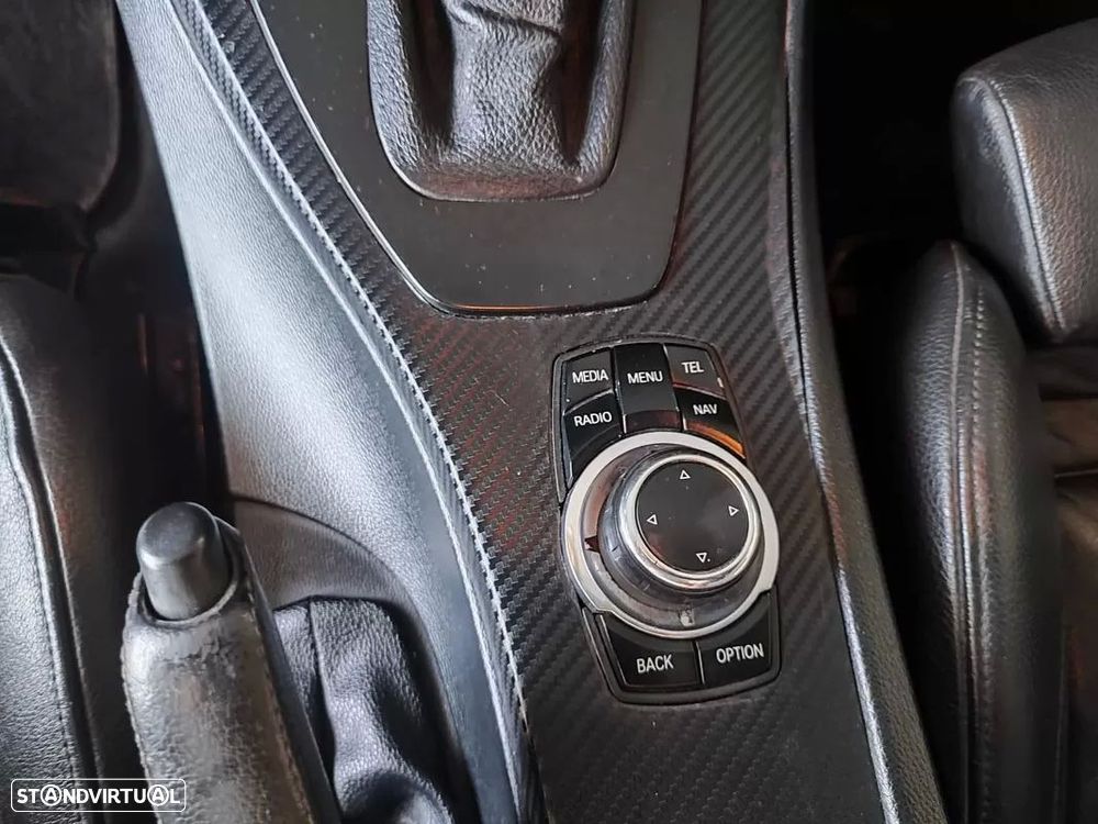 BMW 320 d Coupe Edição M Auto - 35