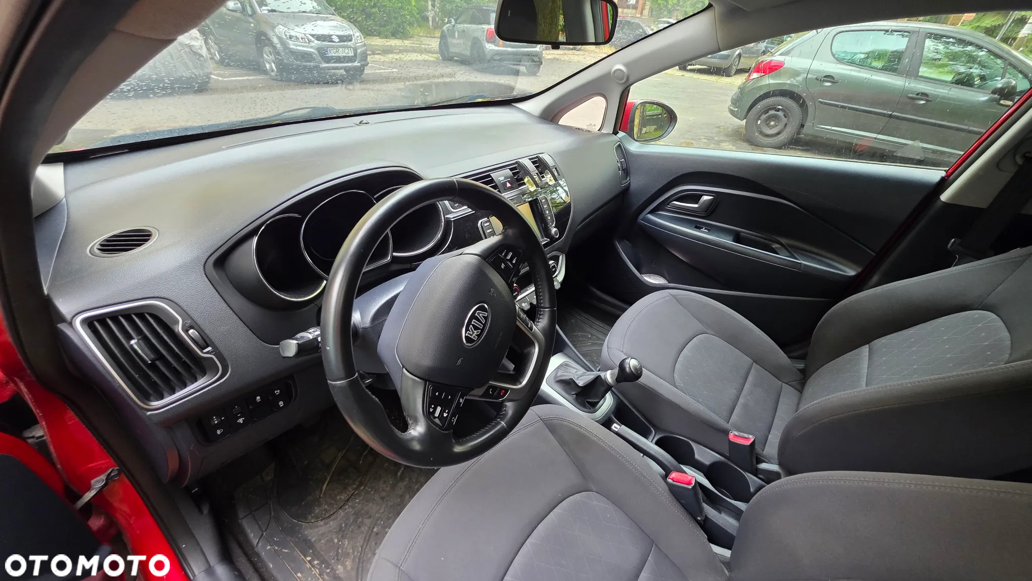 Kia Rio - 5