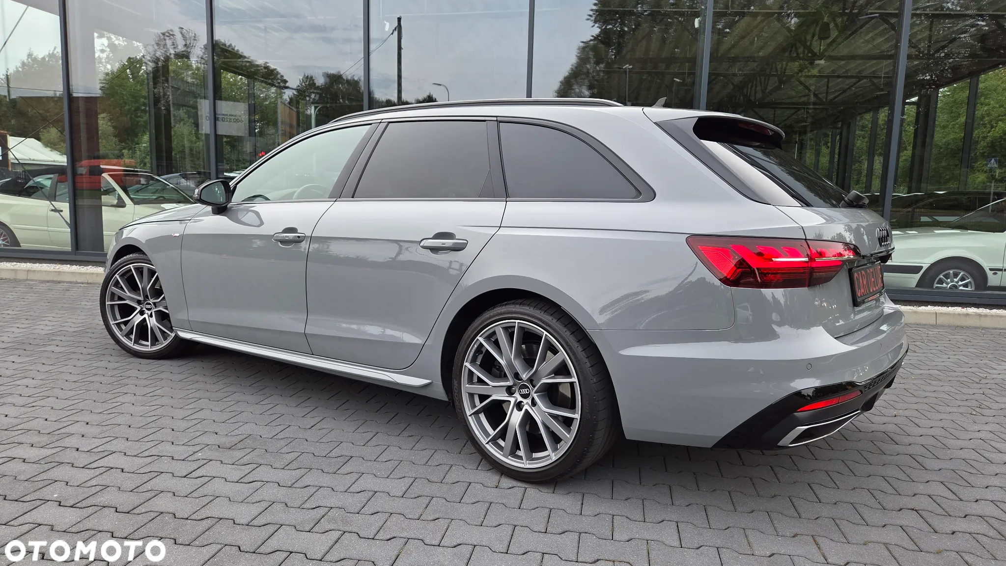 Audi A4 45 TFSI quattro S tronic S line - 33