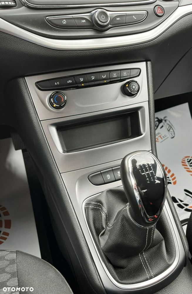 Opel Astra - 19