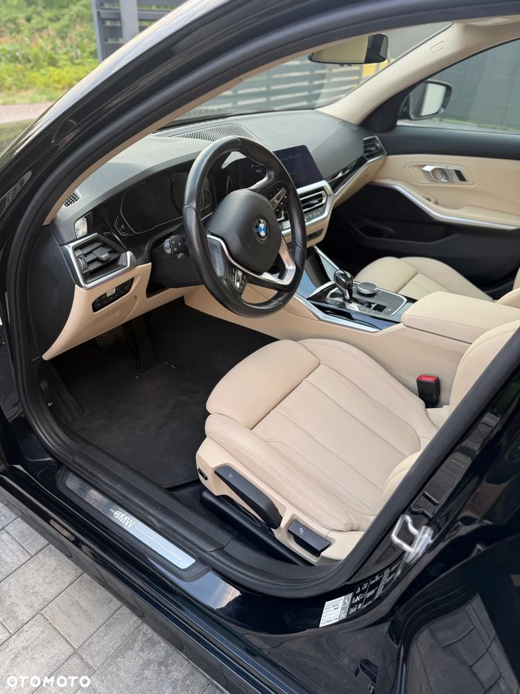 BMW Seria 3 - 12