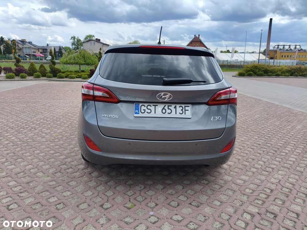 Hyundai i30 1.6 CRDI Trend - 6