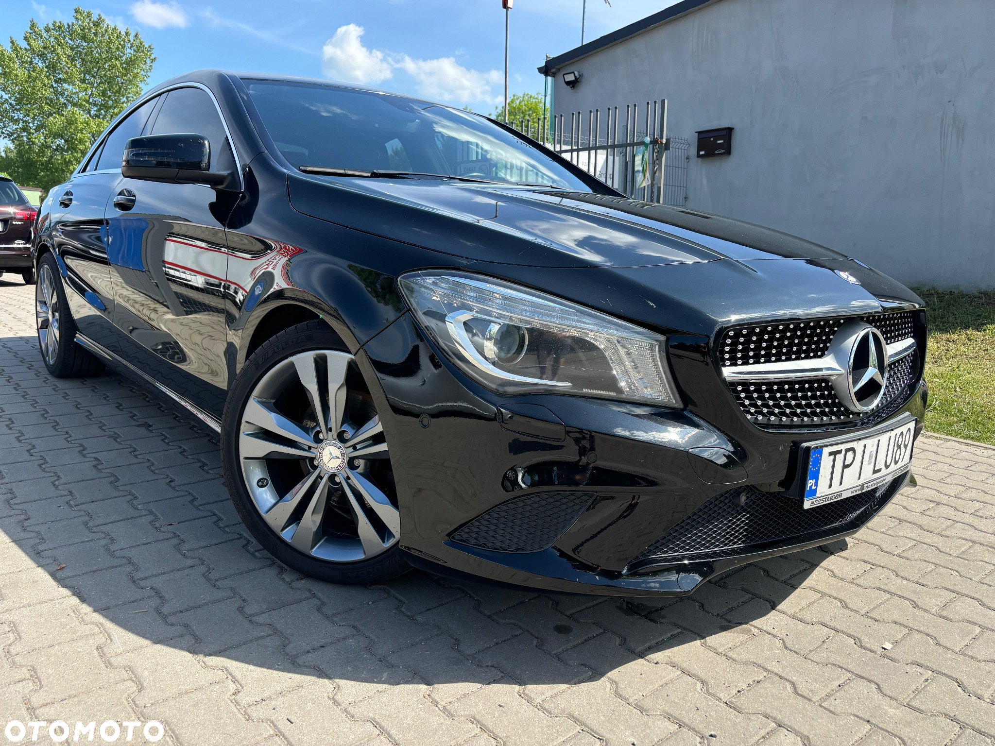 Mercedes-Benz CLA 220 CDI 7G-DCT AMG Line - 3