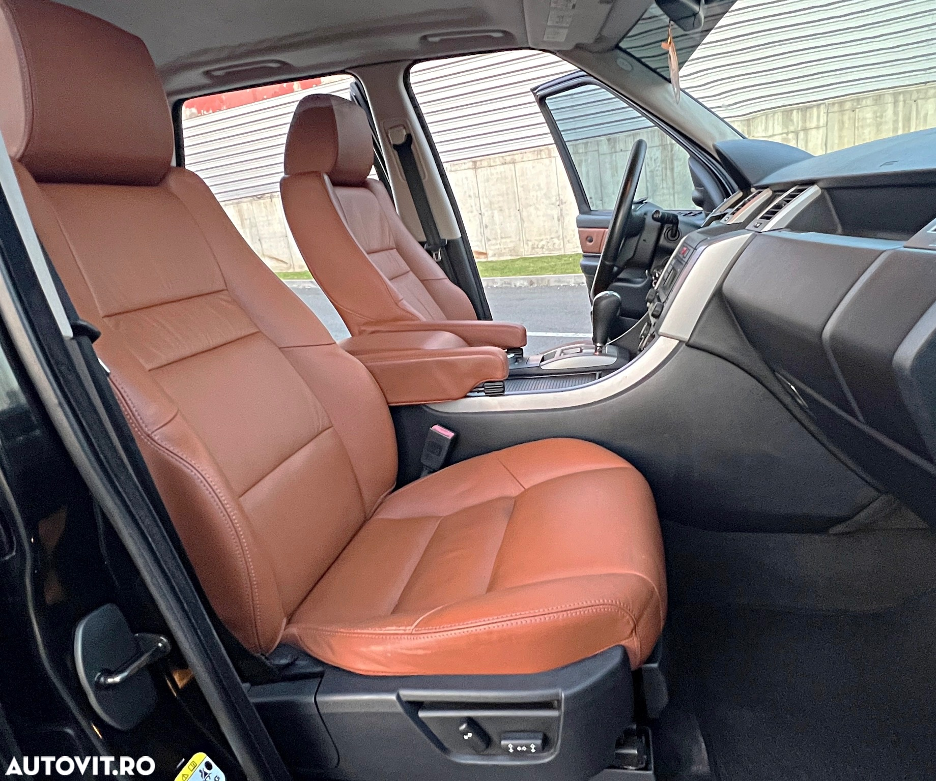 Land Rover Range Rover Sport - 11