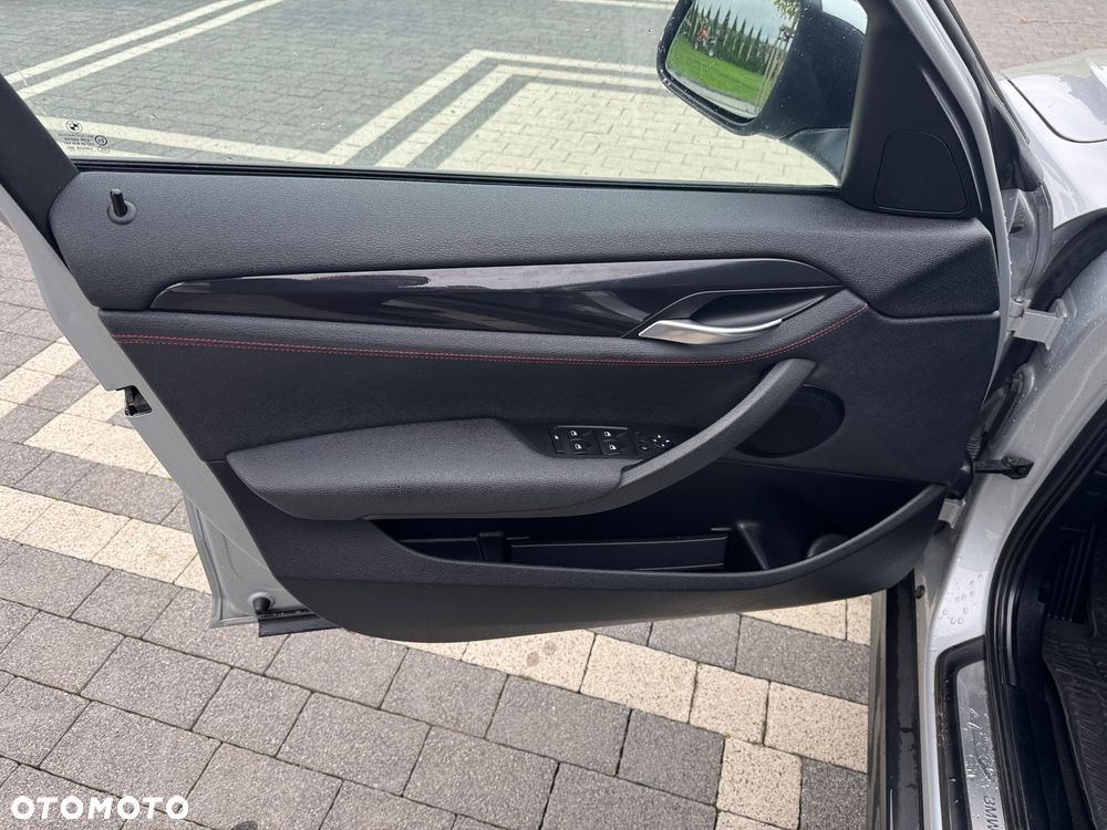 BMW X1 sDrive18d Sport Line - 18