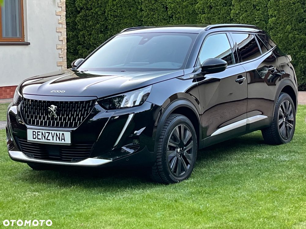 Peugeot 2008 PureTech 130 EAT8 GT - 34