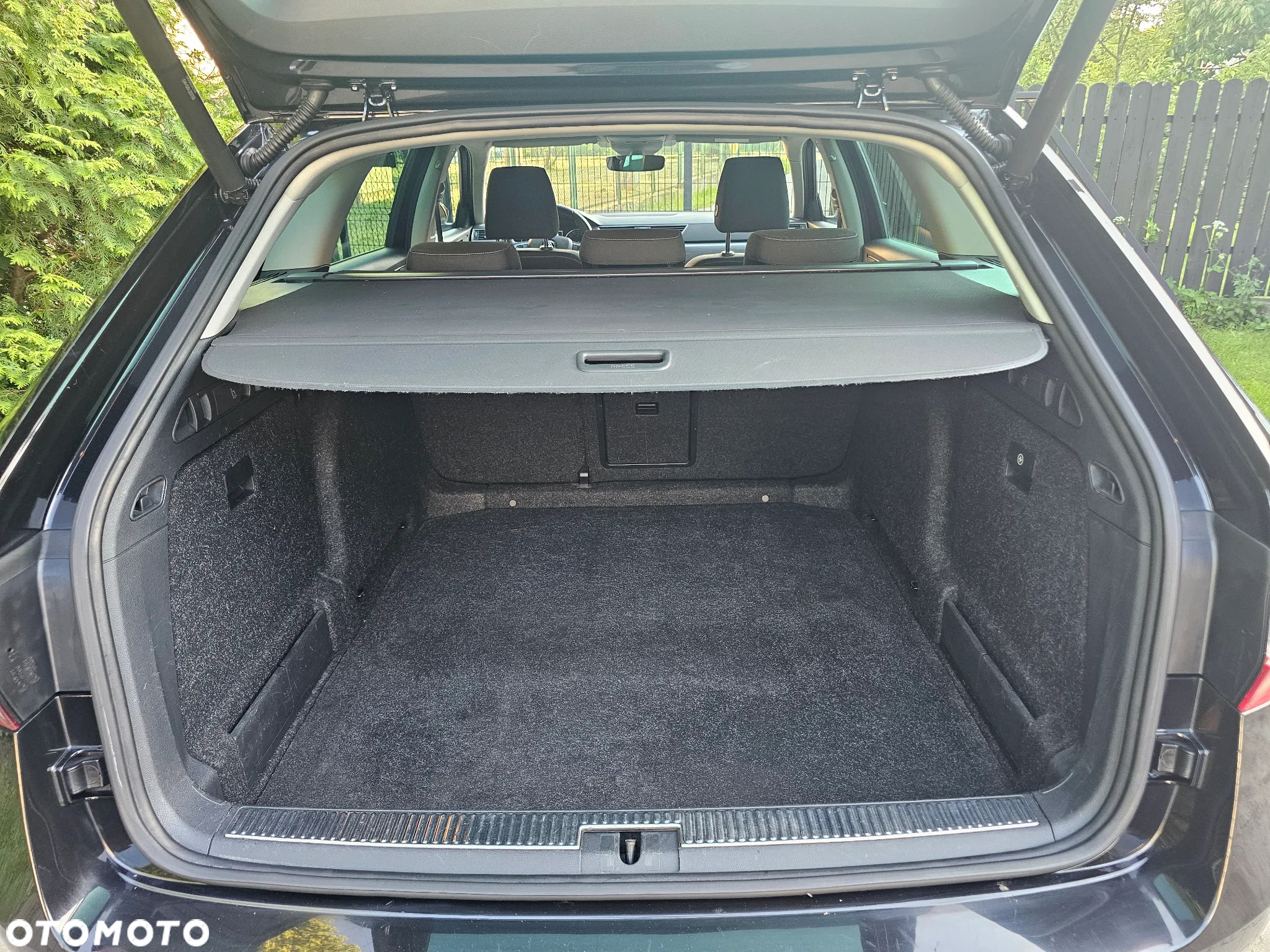 Skoda Superb 2.0 TDI Style DSG - 22
