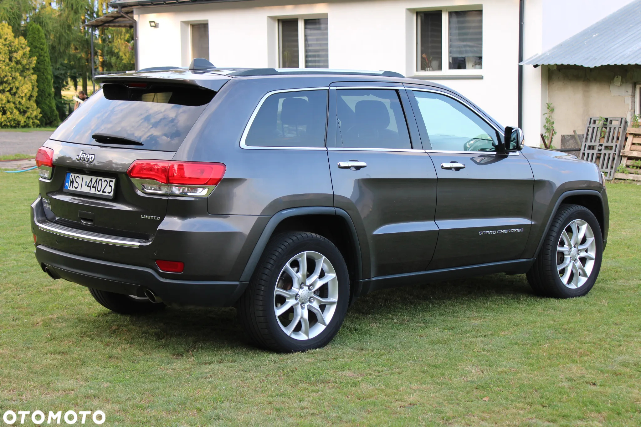 Jeep Grand Cherokee - 4