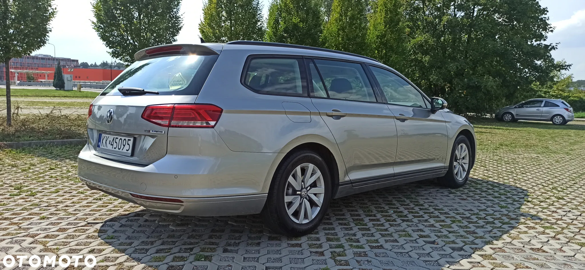 Volkswagen Passat 1.4 TSI BMT Comfortline - 17