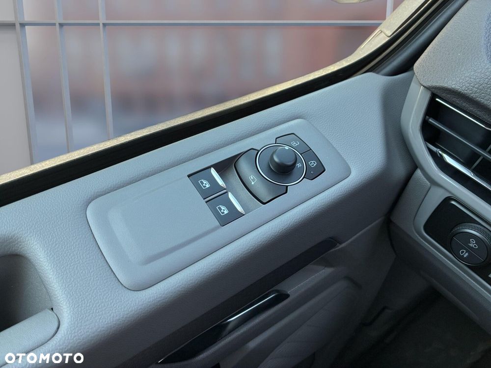 Volkswagen Transporter Furgon PLUS Edition/5-cio osob./AUTOMAT (L2) 2.0 TDI 150KM, r.o. 3500 mm - 30