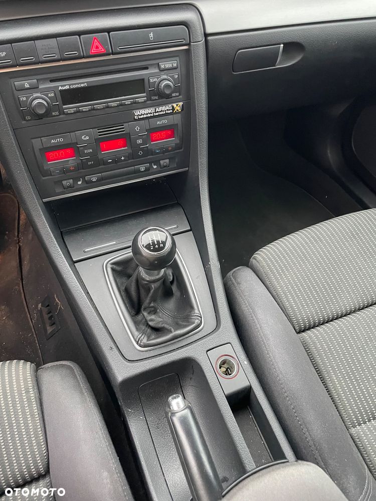 Audi A4 Avant 1.8T - 10