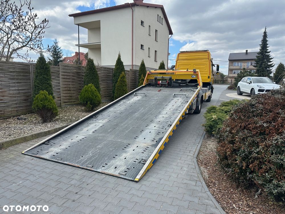 Mercedes-Benz Atego 1218  2016 / 2017 Pomoc Drogowa Laweta Widły - 8
