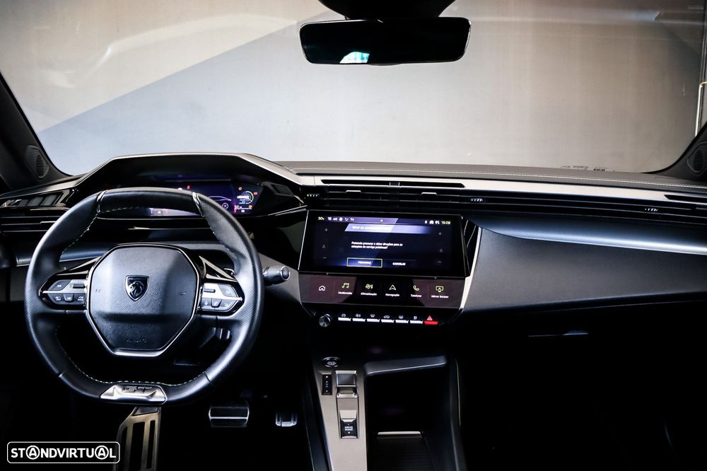 Peugeot 408 1.6 Hybrid GT e-EAT8 - 24