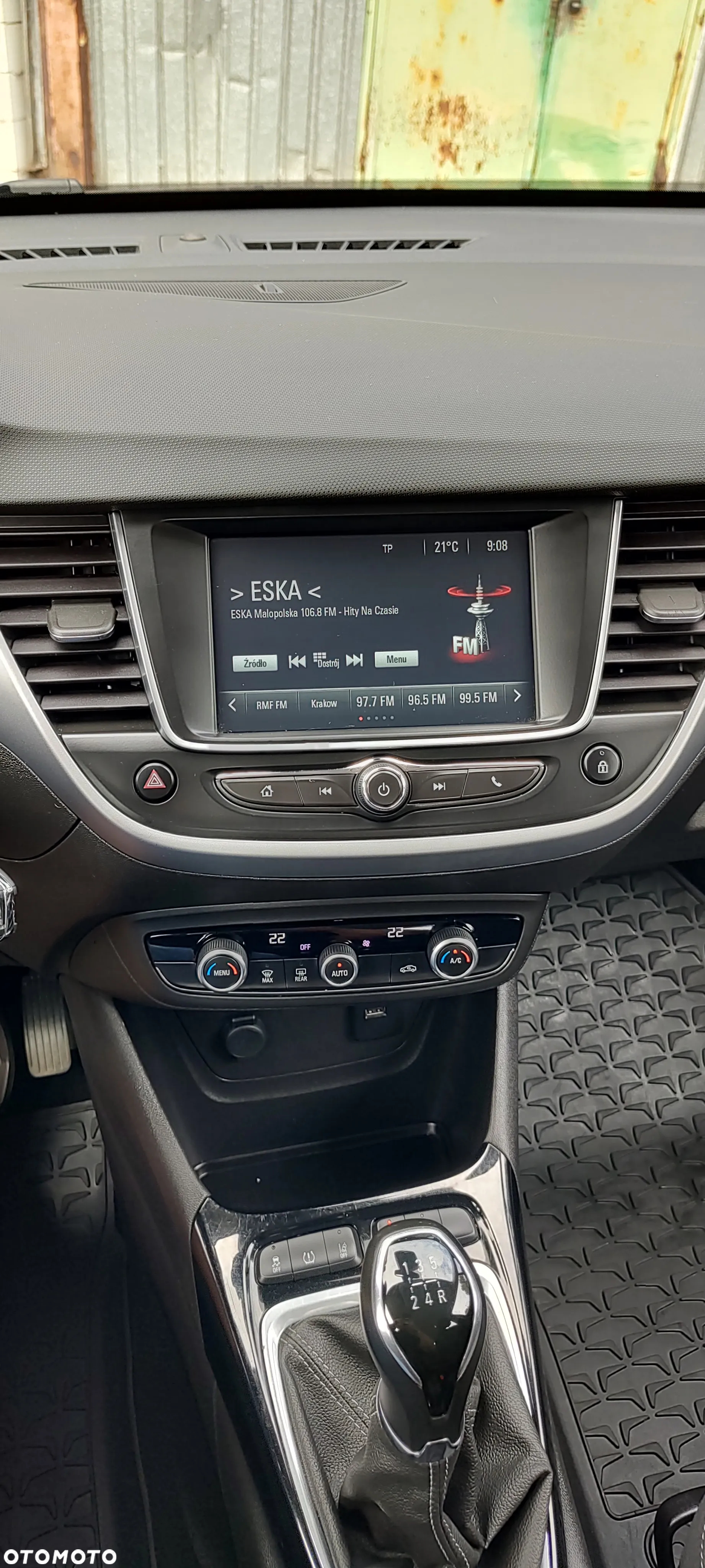 Opel Crossland X - 9