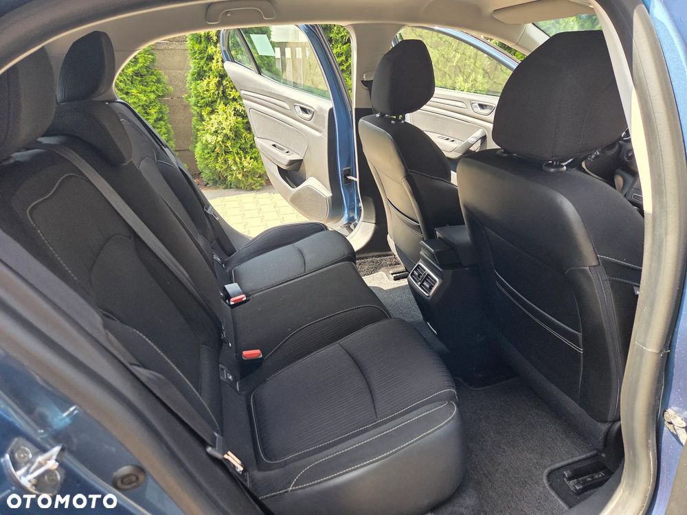 Renault Megane 1.5 dCi GT Line EDC - 9
