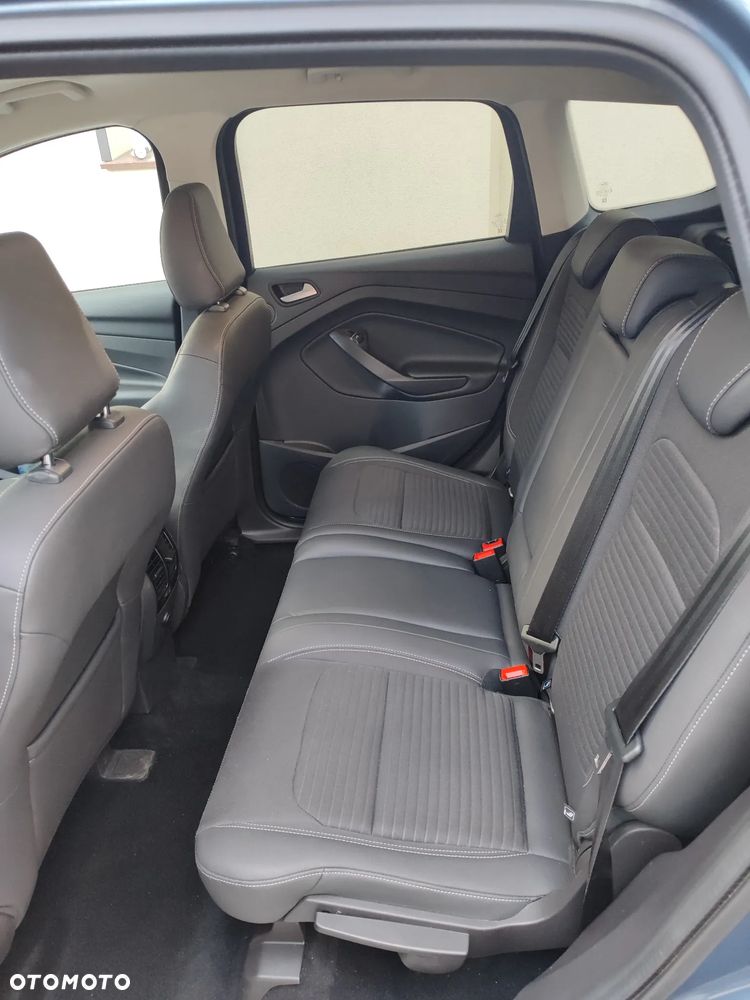 Ford Kuga 2.0 TDCi FWD Titanium - 15