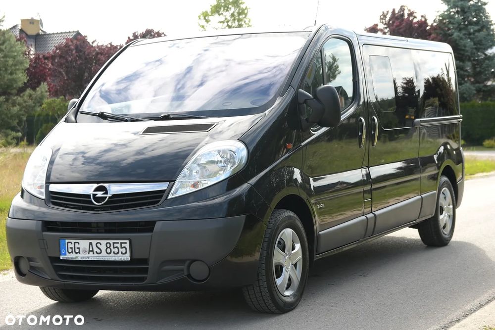 Opel Vivaro - 2