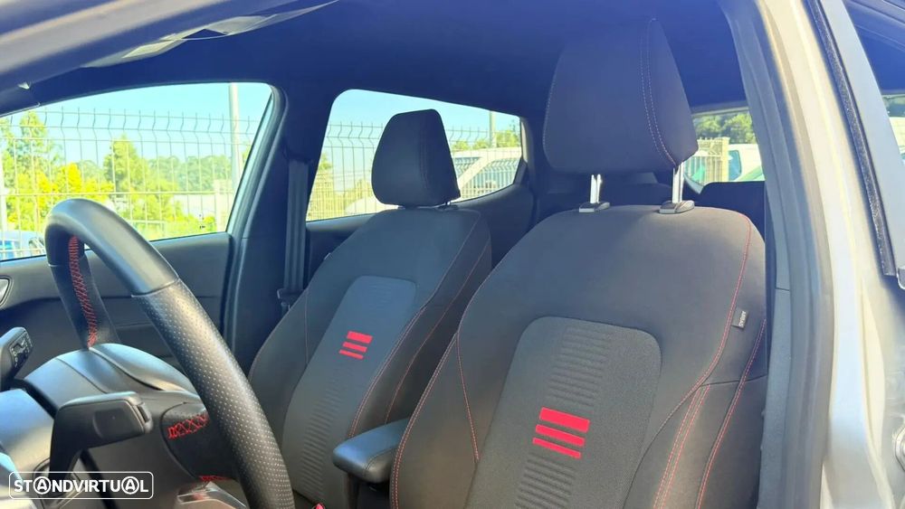 Ford Fiesta 1.0 EcoBoost ST-Line - 12
