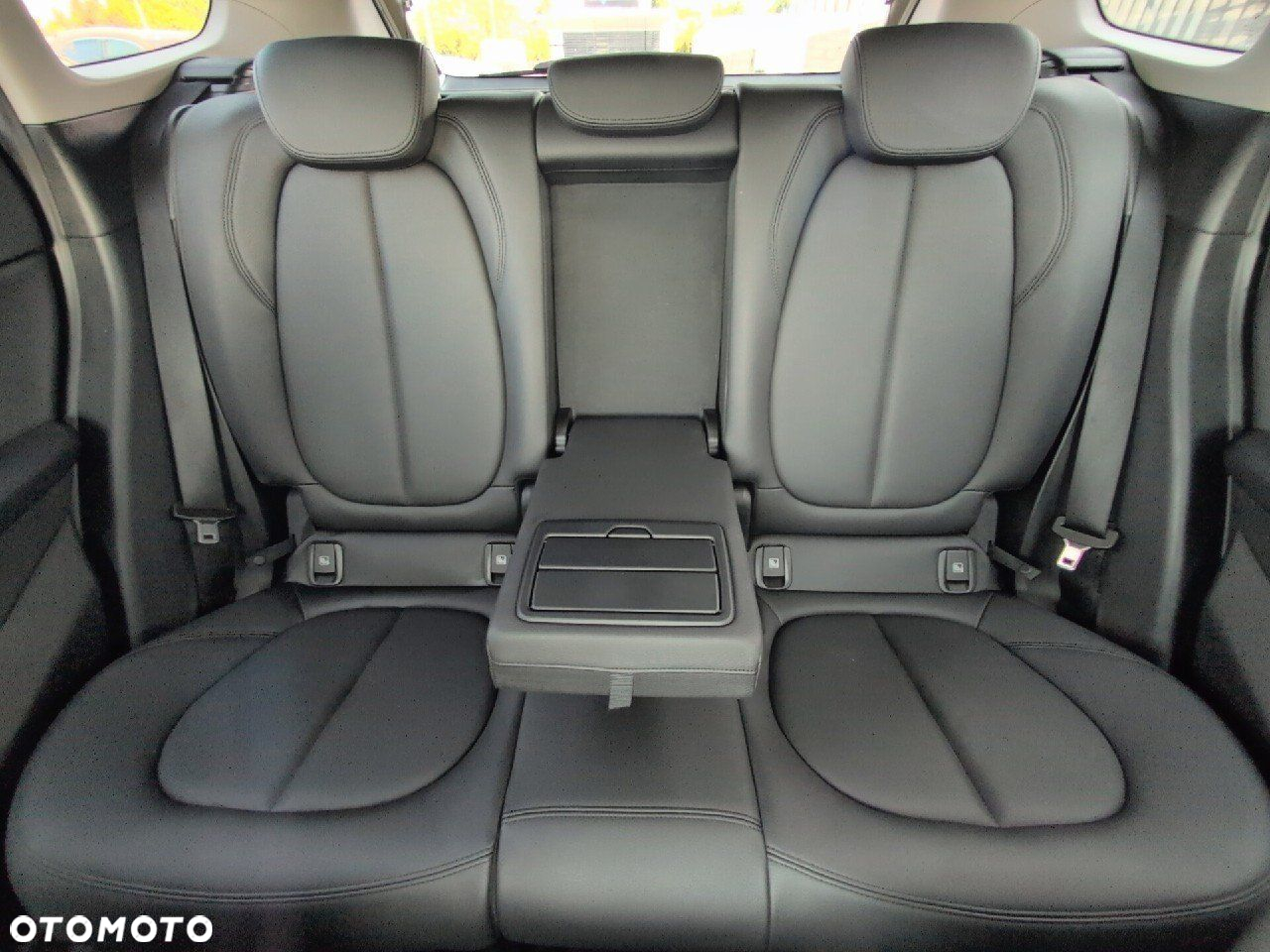 BMW X1 xDrive20i Advantage - 27