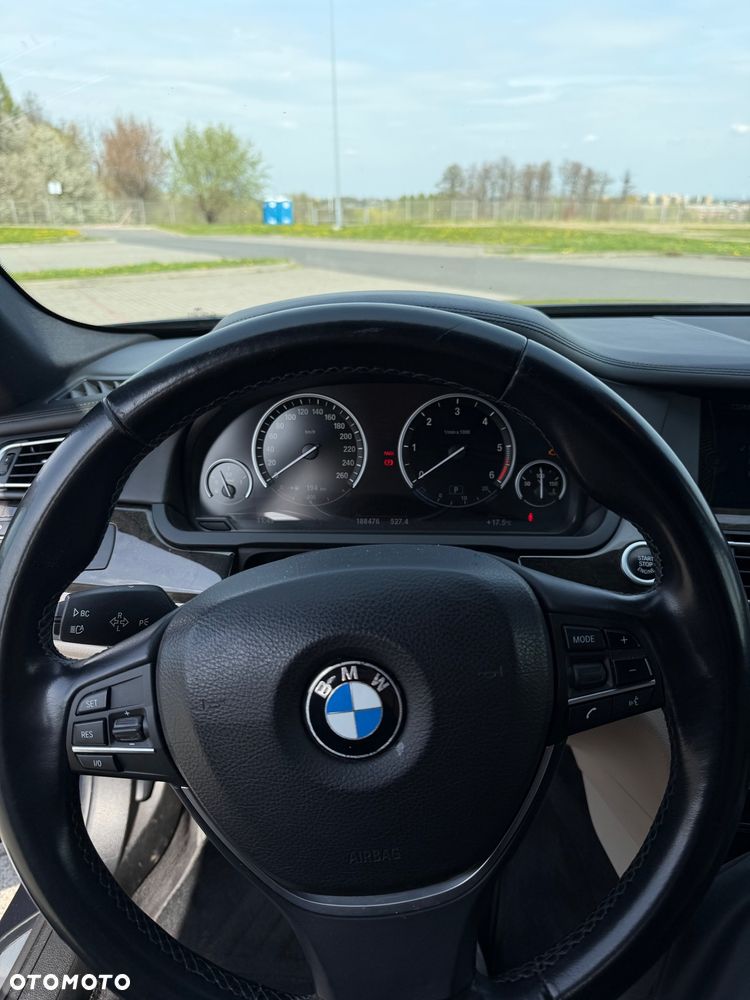 BMW Seria 7 740d xDrive - 14