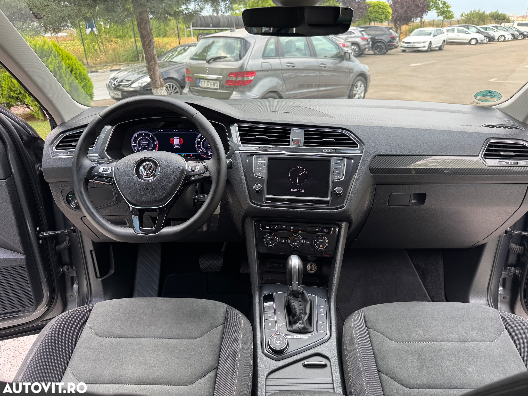 Volkswagen Tiguan 2.0 TDI 4Mot DSG Comfortline - 5