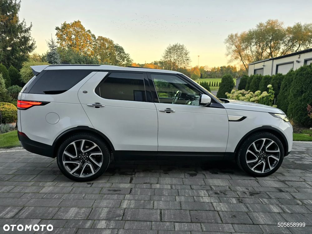 Land Rover Discovery 2017 photo 2
