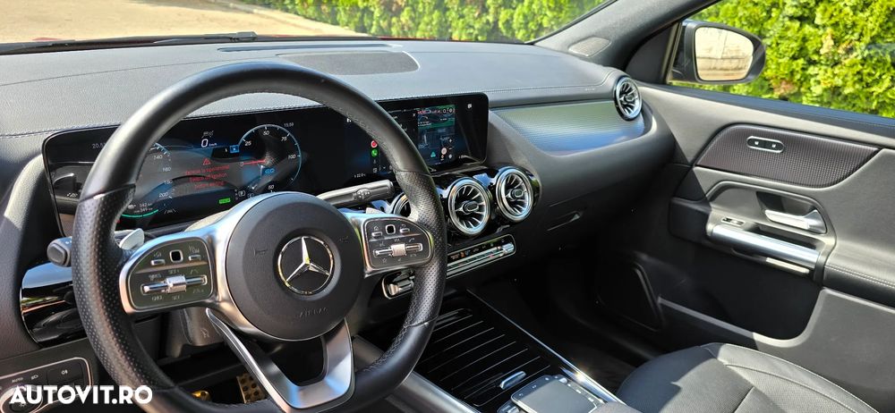 Mercedes-Benz EQA 300 4MATIC - 7