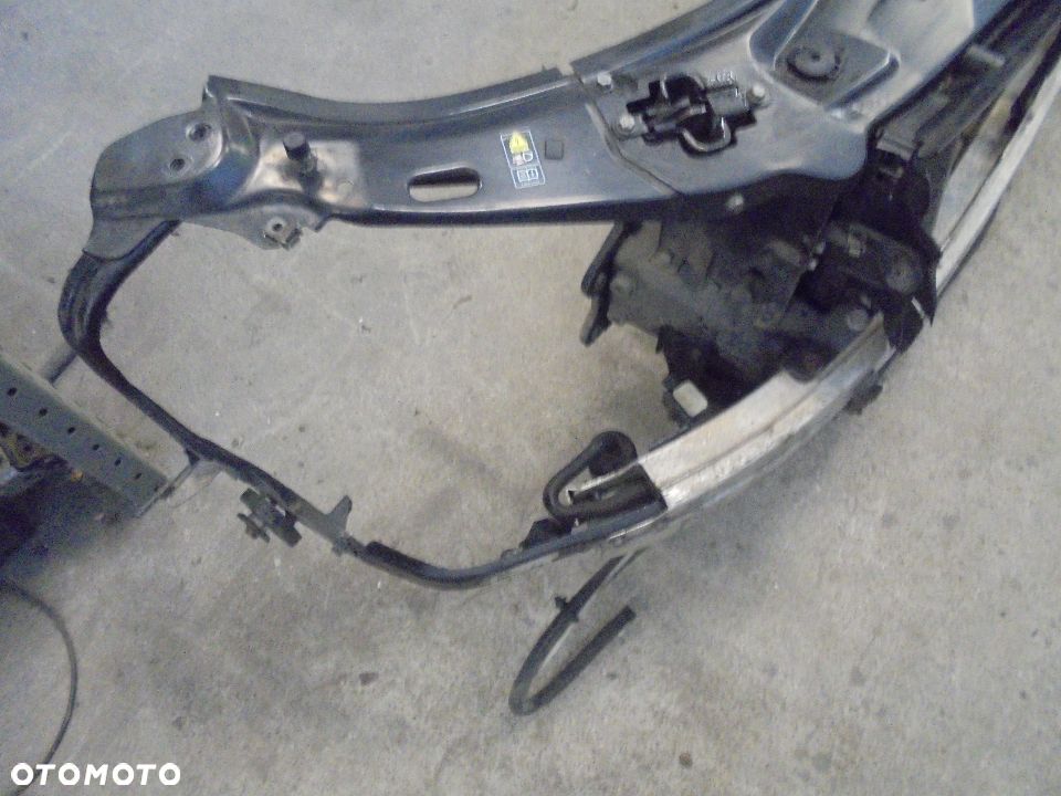 MERCEDES S KLASA W221 CHLODNICE PAS PRZEDNI 320 CDI - 2