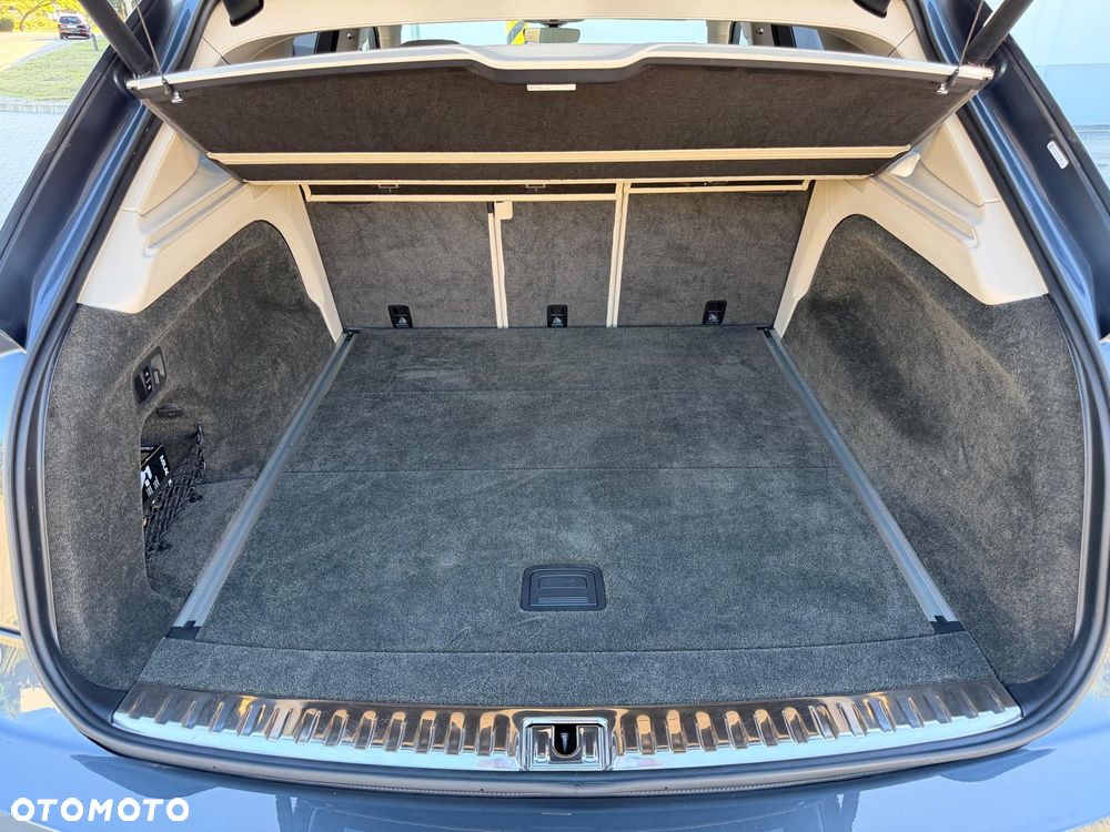 Bentley Bentayga - 23