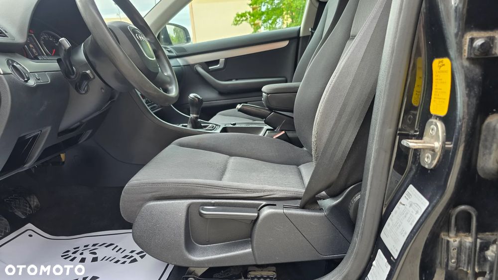 Audi A4 Avant 2.0 TDI - 14