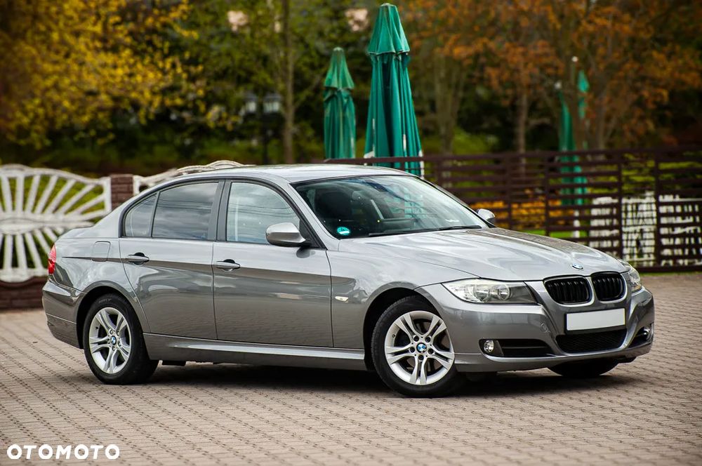BMW Seria 3 318i - 31