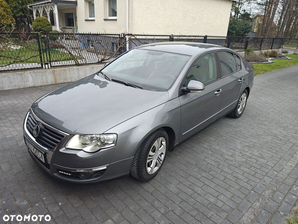 Volkswagen Passat 2.0 TDI DPF Sportline - 1