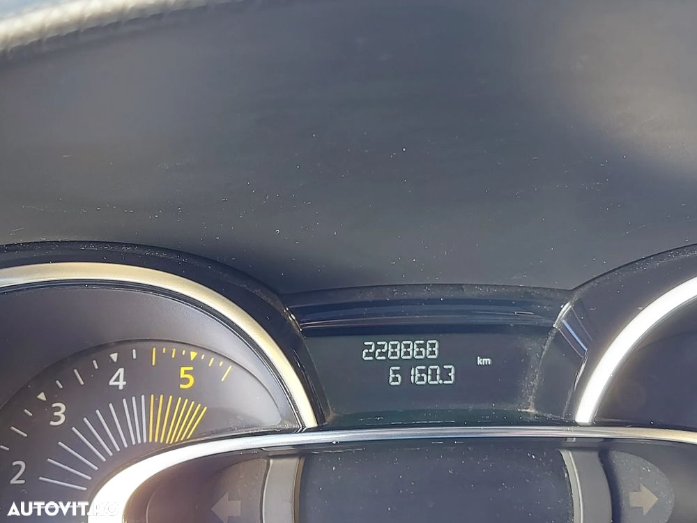 Renault Clio Energy dCi 90 Start & Stop Intens - 4