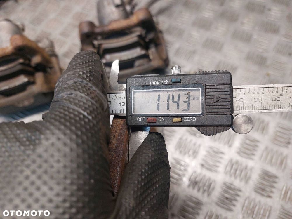 TARCZE HAMULCOWE TYŁ + KLOCKI + ZACISKI  VOLKSWAGEN TOURAN I 254MM - 5