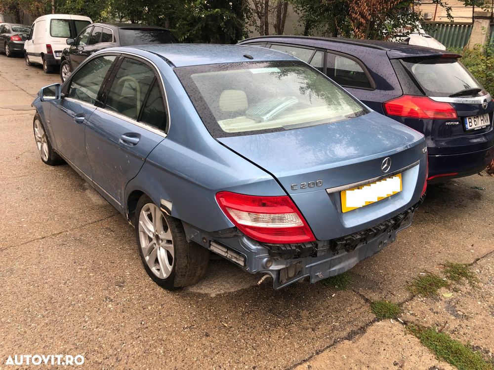 Dezmembrez Mercedes Benz C200 W204  automat bleo albastru 2009 - 1