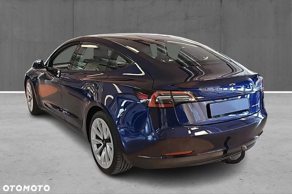 Tesla Model 3 2023 photo 5