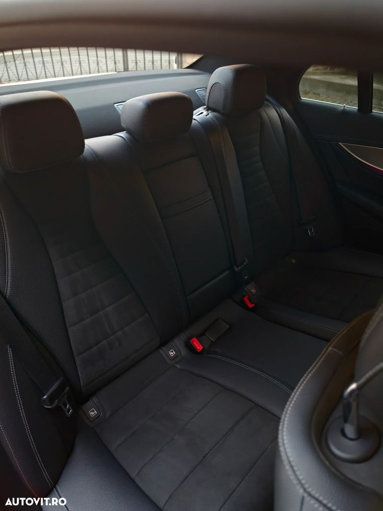 Mercedes-Benz E 220 d 4MATIC Aut. - 20