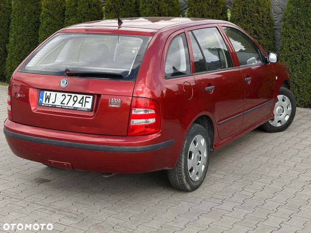 Skoda Fabia 1.4 16V Combi Exact - 10
