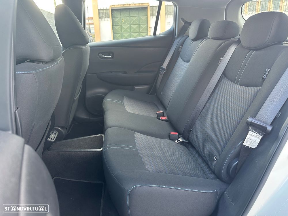 Nissan Leaf 39 kWh Acenta - 12