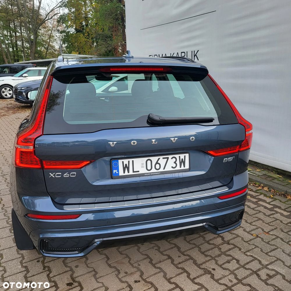 Volvo XC 60 B5 B AWD Plus Dark - 10