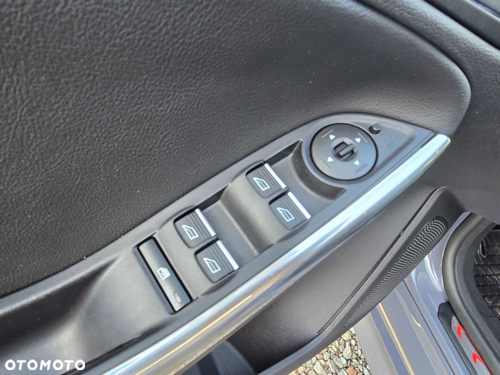 Ford Focus - 17