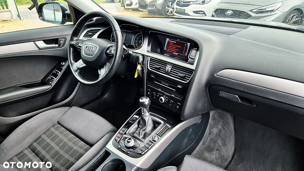 Audi A4 Avant 1.8 TFSI Ambiente - 36