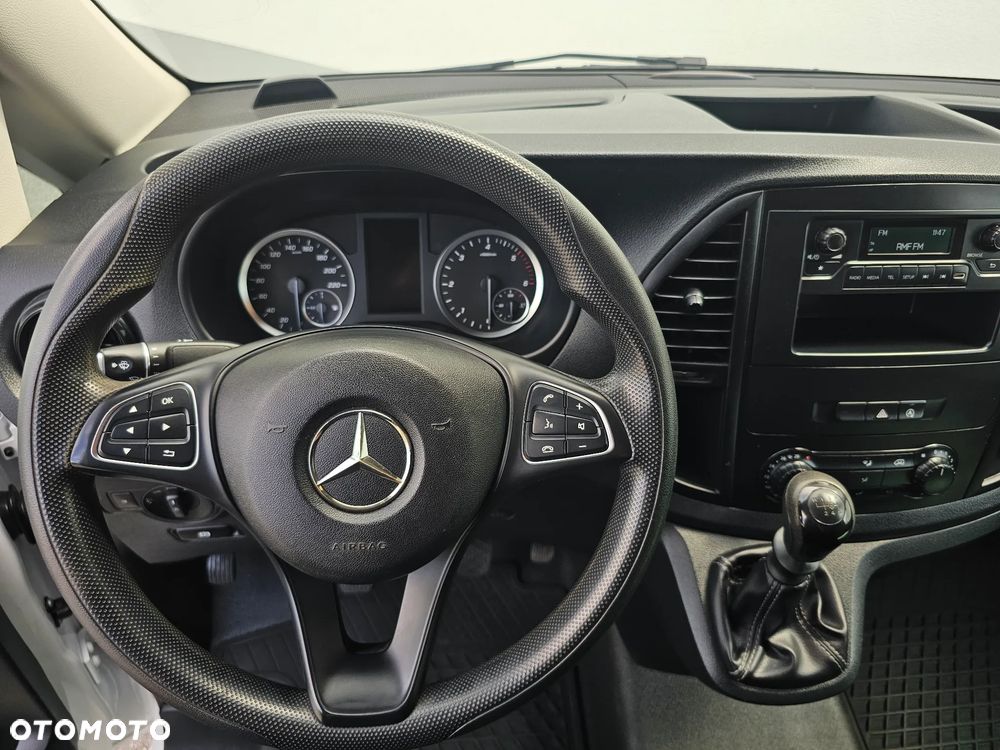 Mercedes-Benz VITO - 13