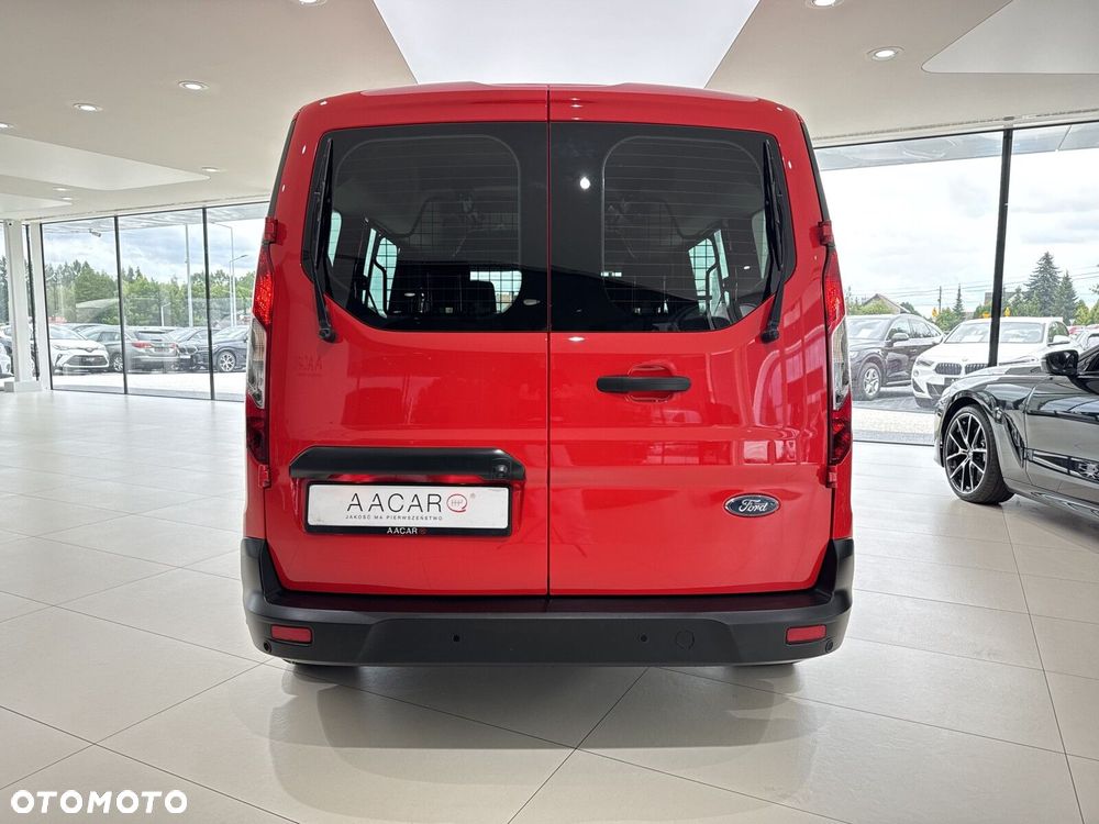 Ford Transit Connect - 4