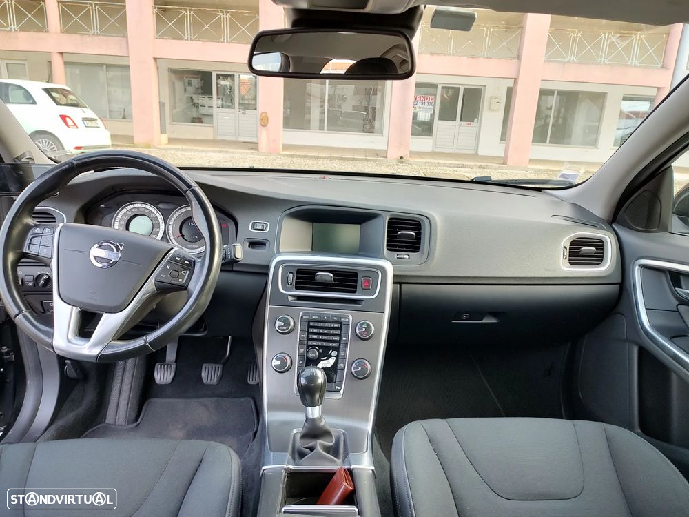 Volvo S60 2.0 D3 Momentum - 11